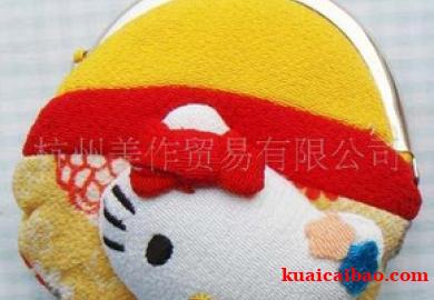 批发供应和风绉布招财猫搭扣KT零钱包